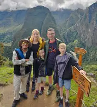 Samuel Flores Machu Picchu Tour Guide