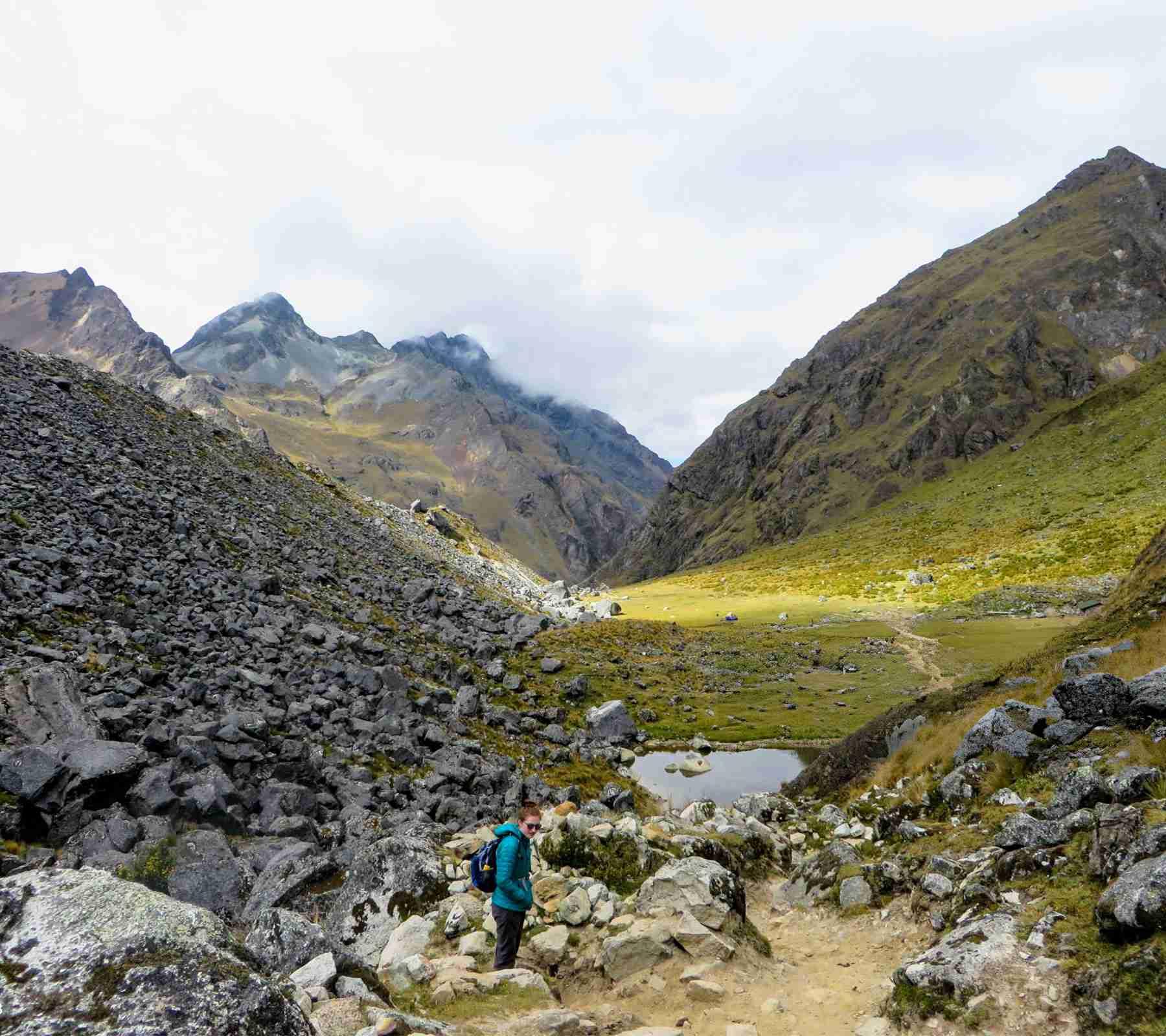 Aunsangate Trek and Rainbow Mountain