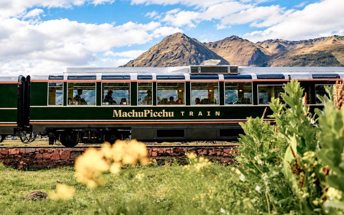 Cusco to Machu Picchu train
