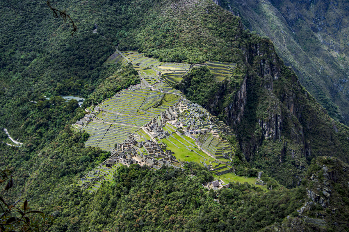 How high is Huayna Picchu