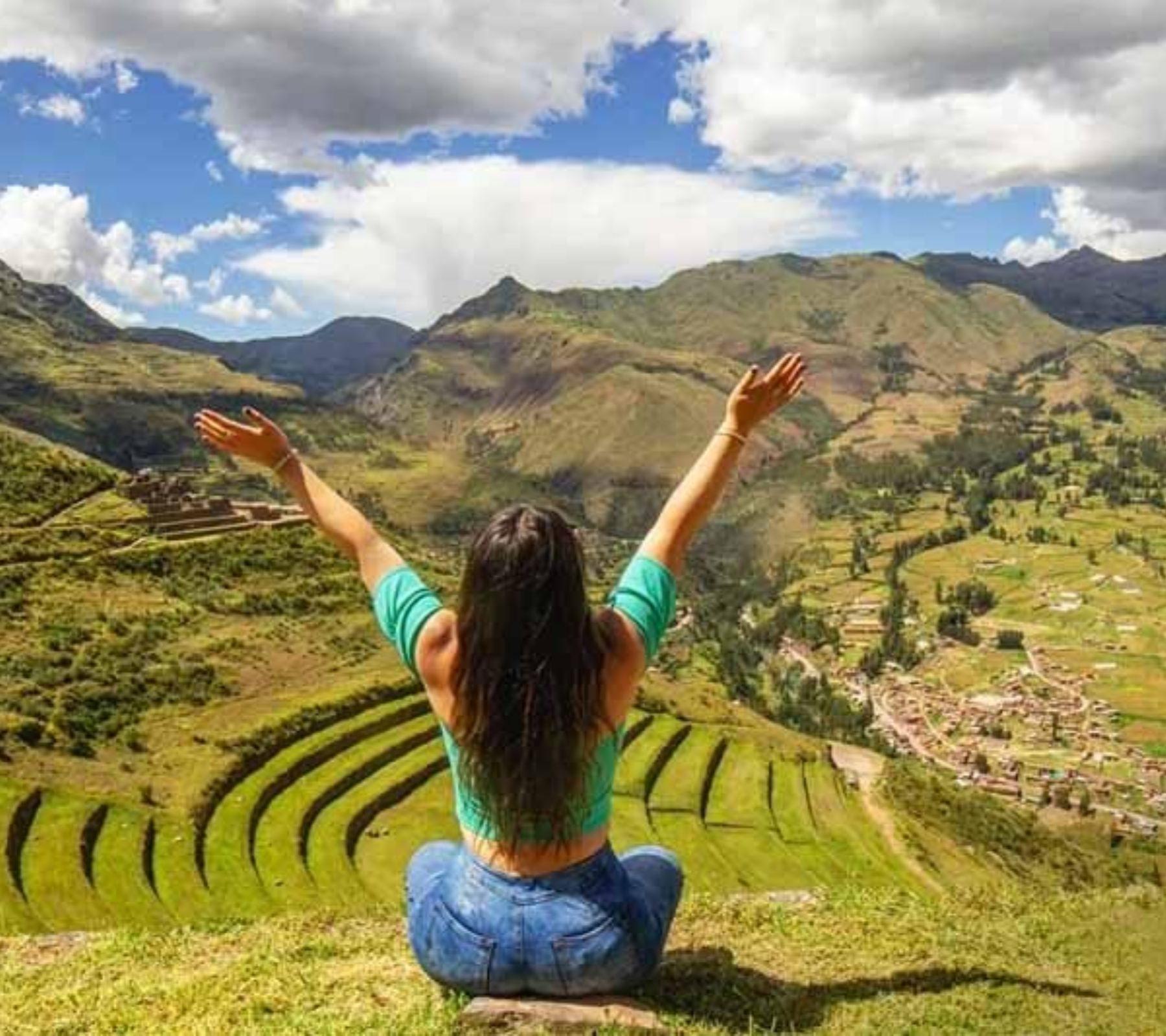 How many days in Cusco and Sacred Valley?