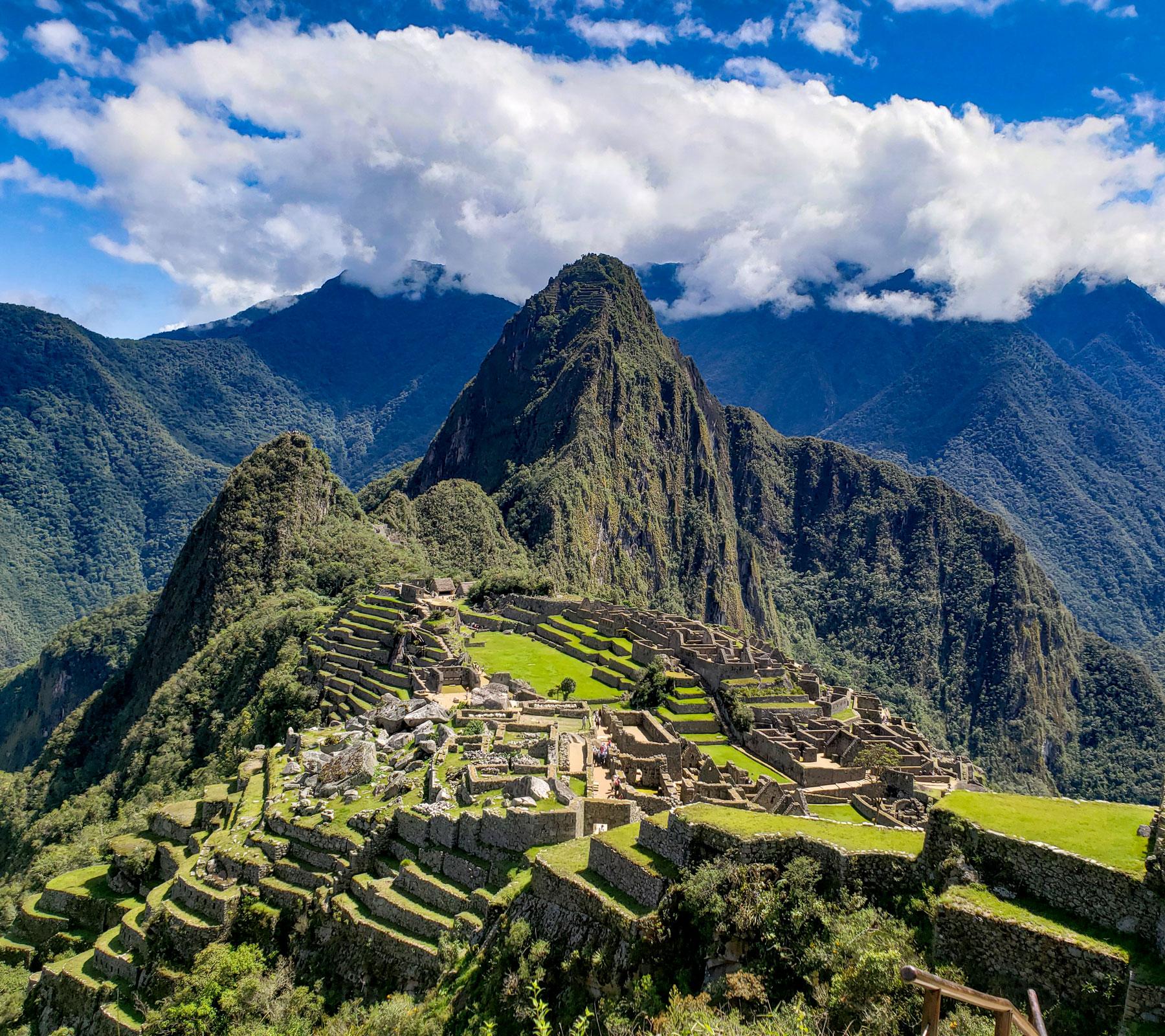 Machu Picchu: One of the Seven Wonders of the World to Discover