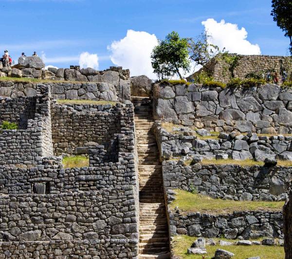 CIRCUIT 3 - B: DESIGNED ROYALTY ROUTE