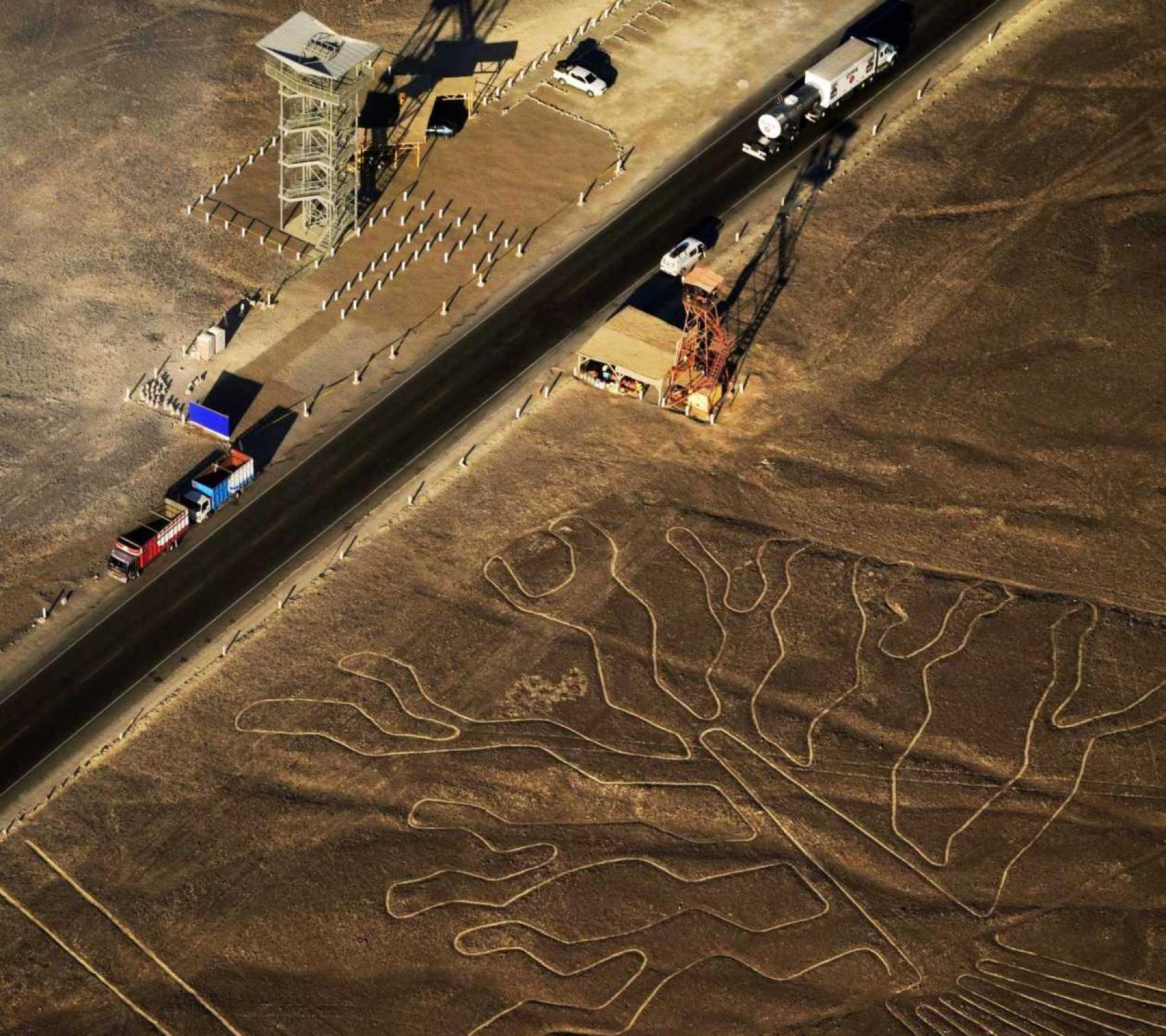 Nazca Lines tour from Lima