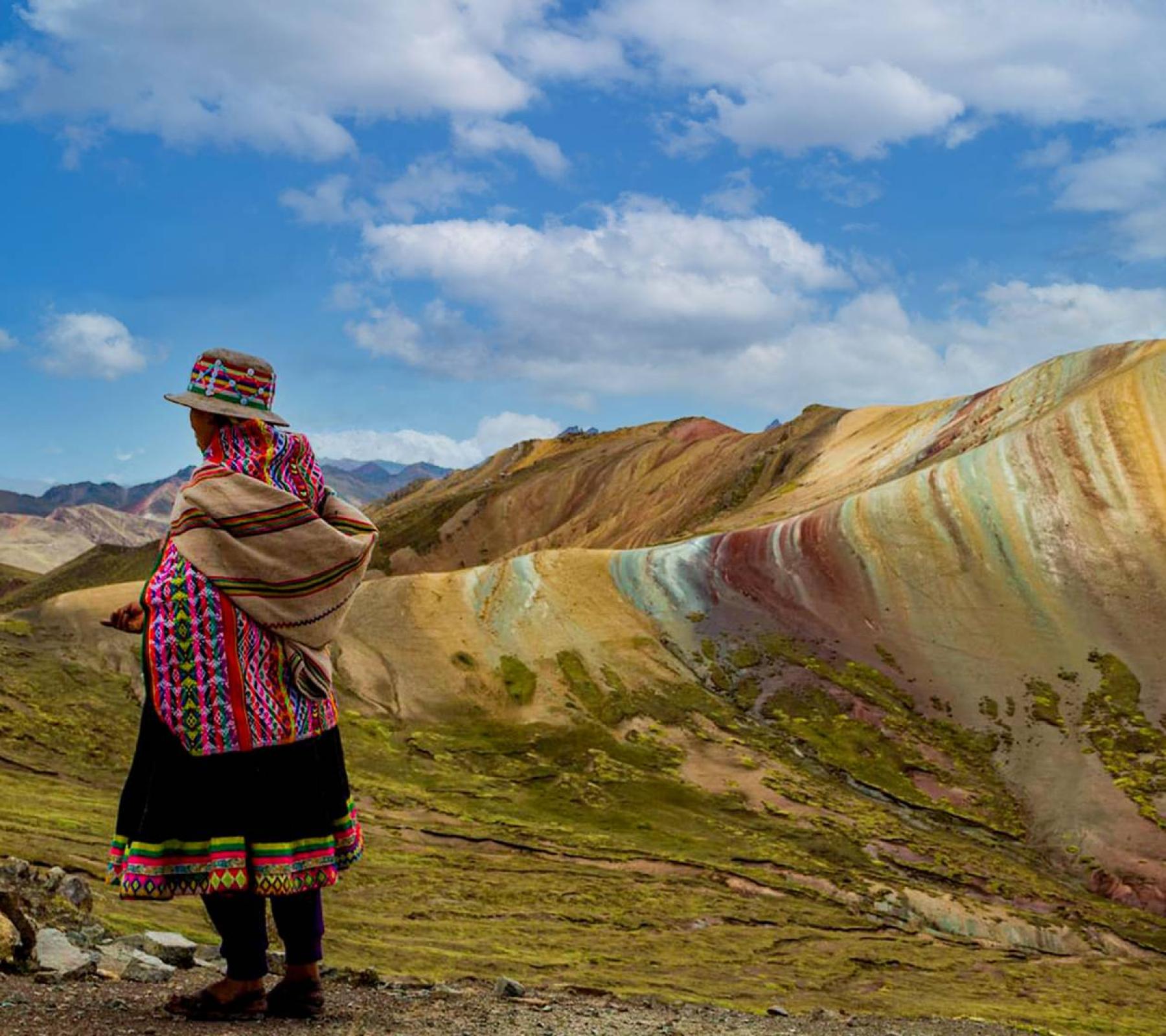 Palcoyo Rainbow Mountain Hike